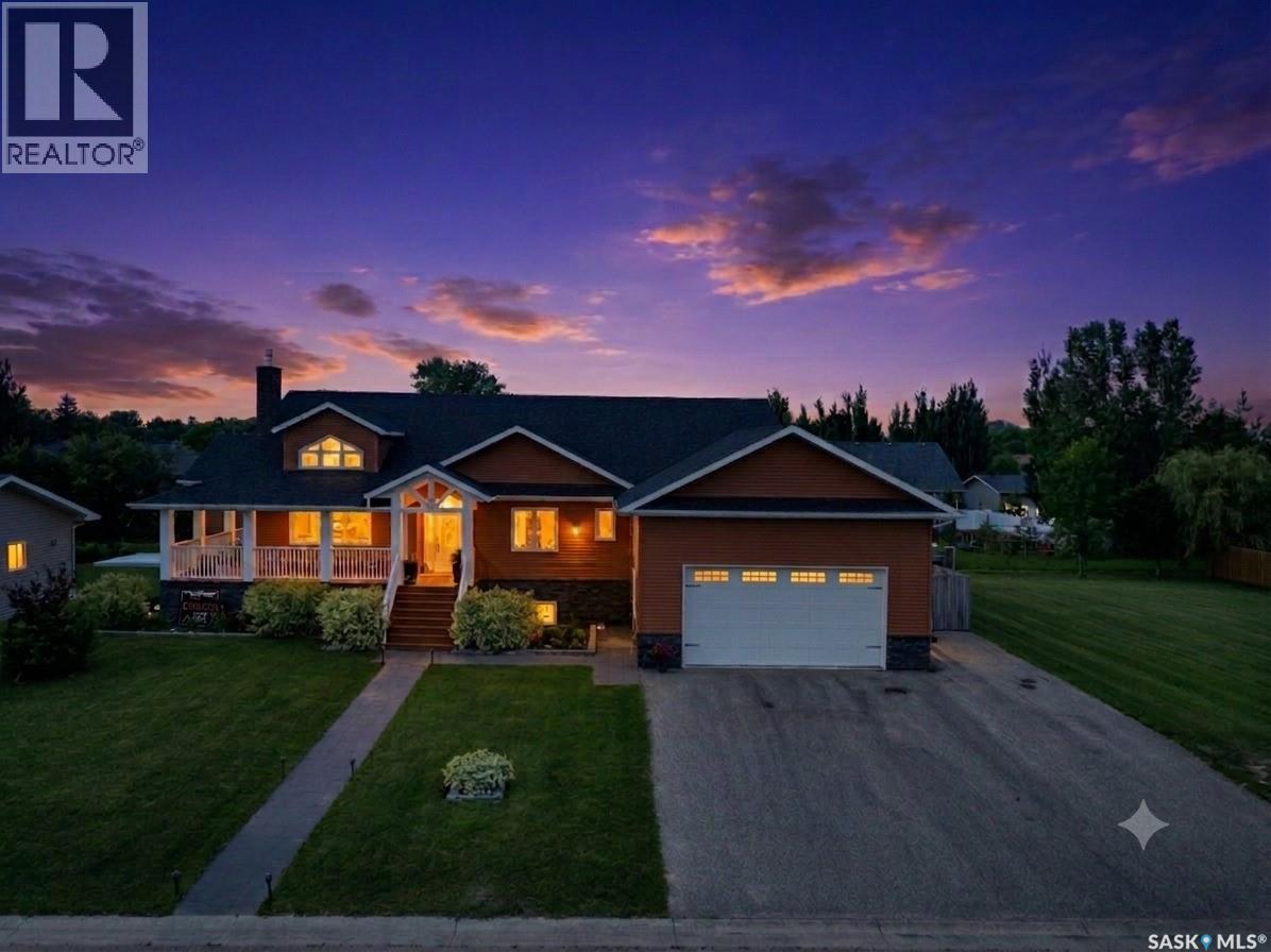 207 6th STREET W - 55