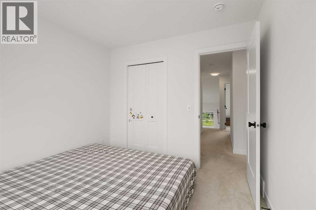 #327 85 sage hill Heights NW - 26
