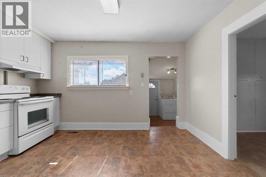 5137 50 Street - 8