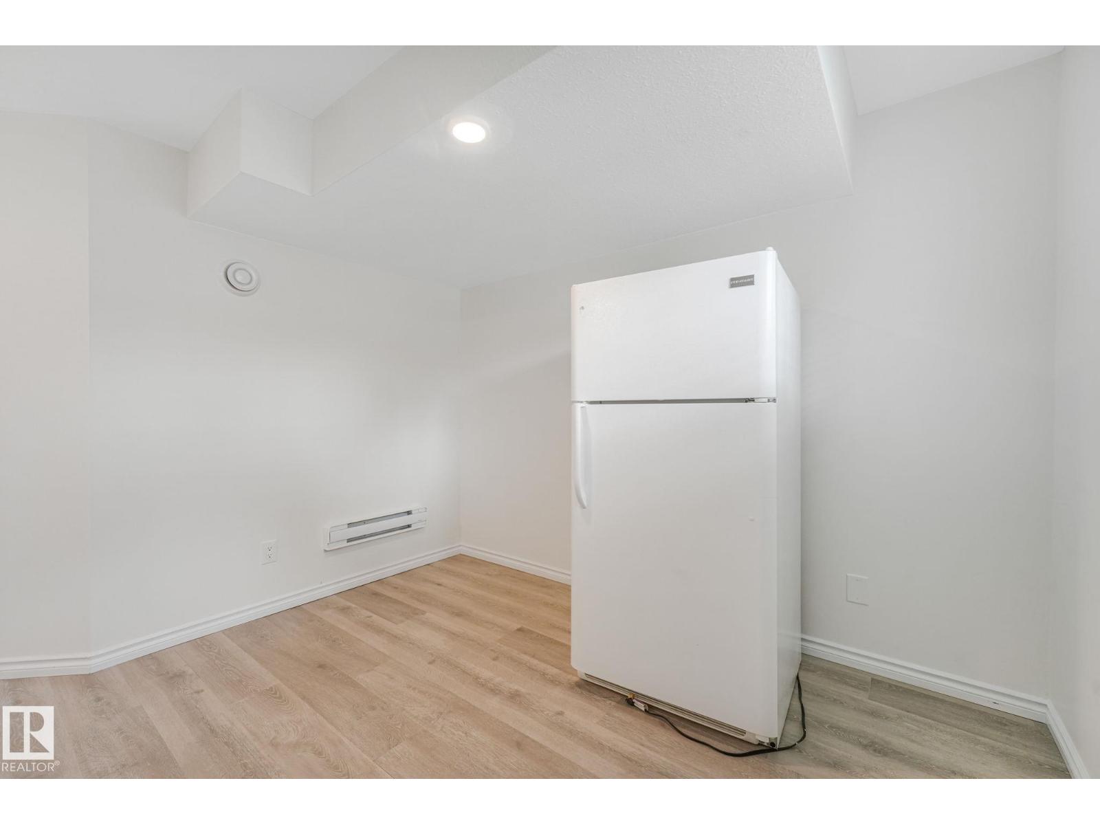 10216 150 ST NW - 46