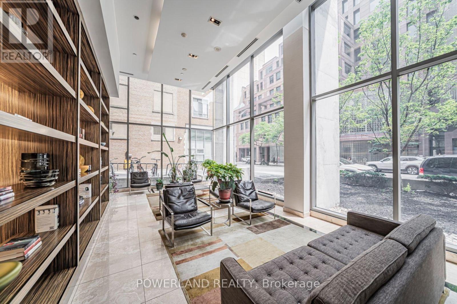 #2905 38 GRENVILLE STREET - 12