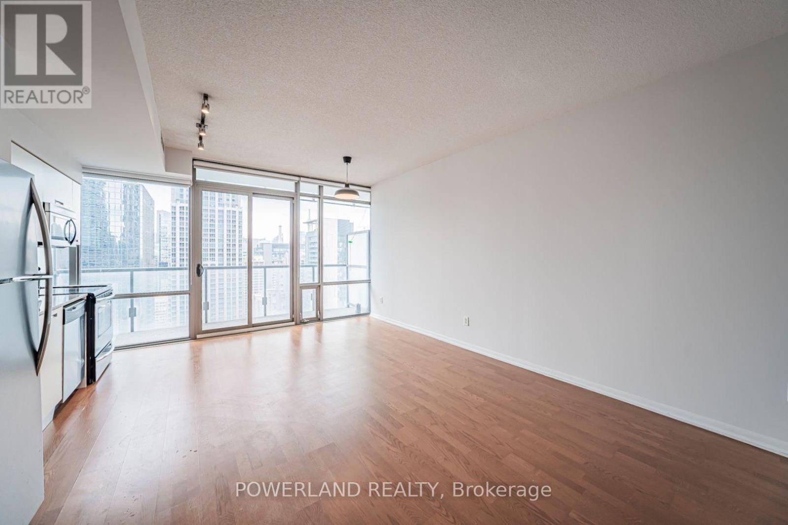 #2905 38 GRENVILLE STREET - 30