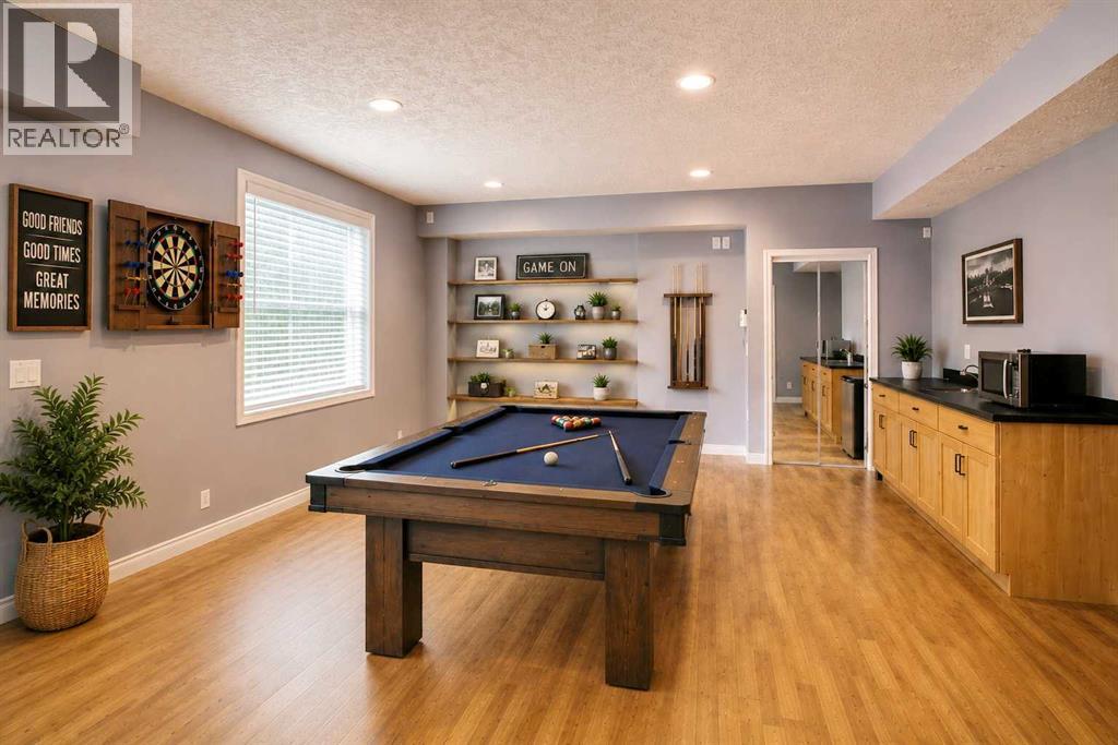 76 Lakeway Boulevard - 12