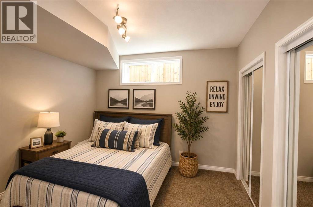 76 Lakeway Boulevard - 13