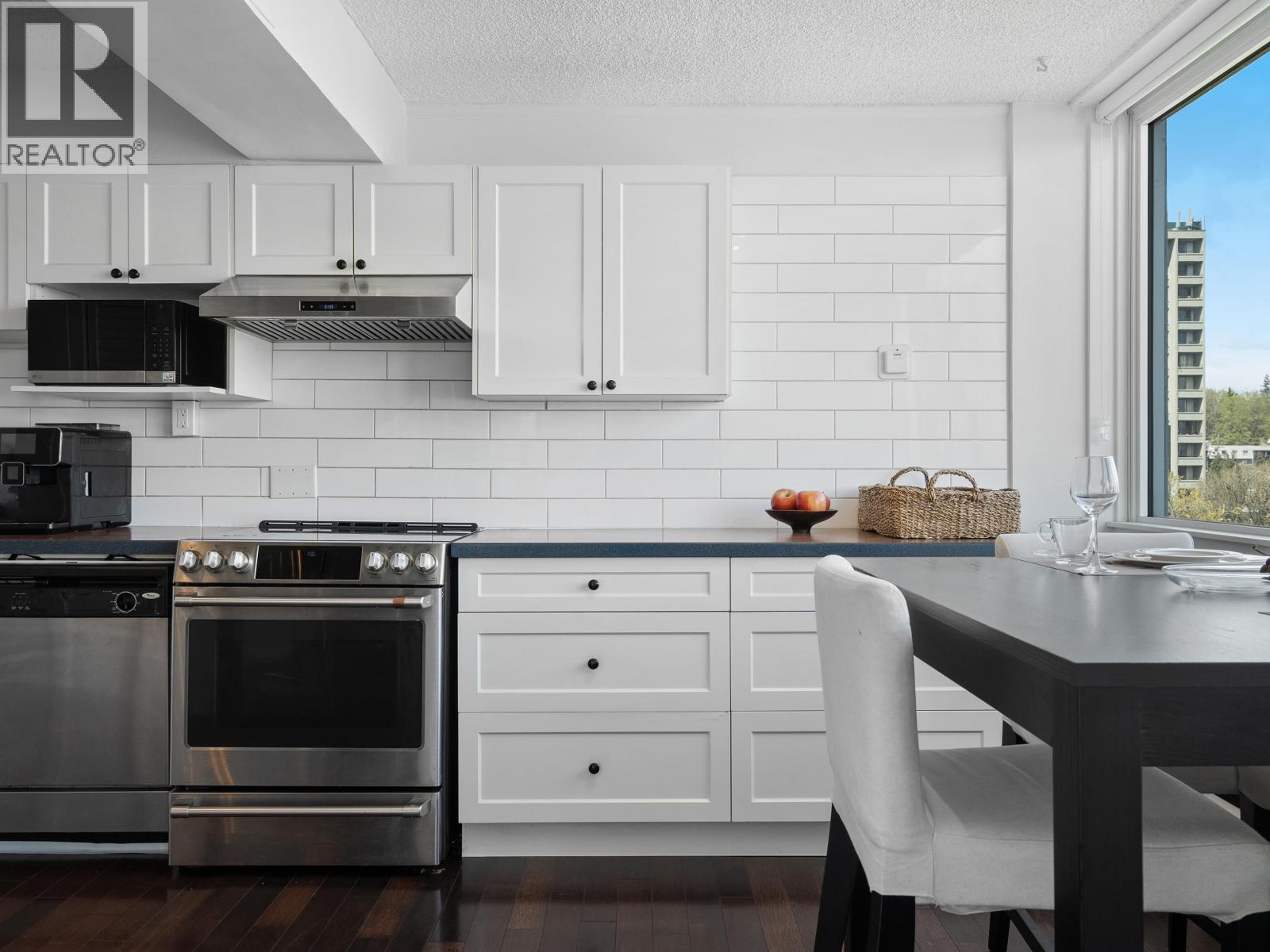 1203 31 ELLIOT STREET, New Westminster