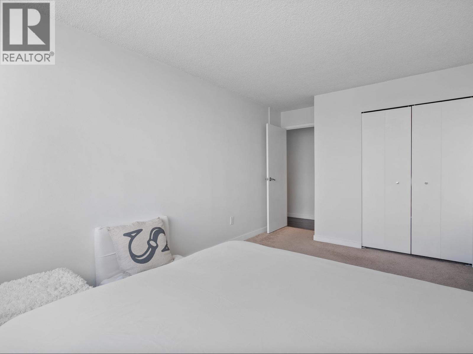 1203 31 ELLIOT STREET, New Westminster