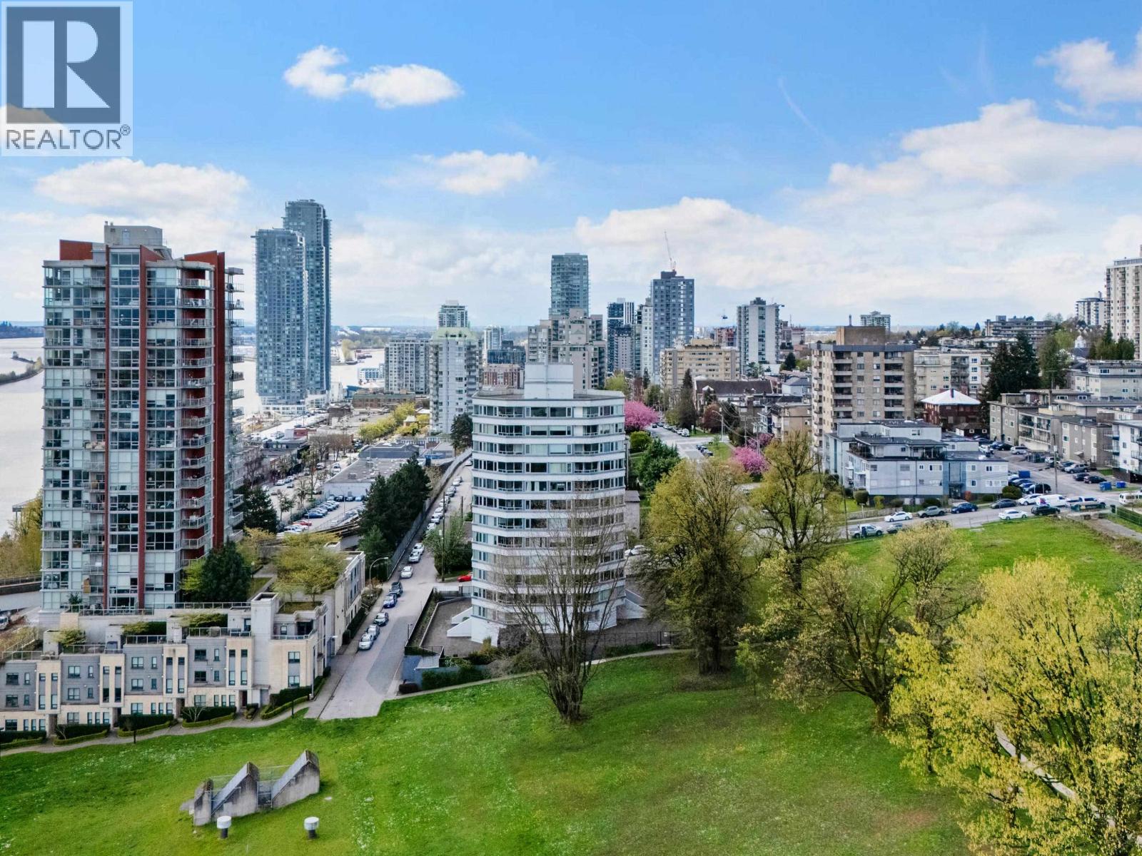 1203 31 ELLIOT STREET, New Westminster