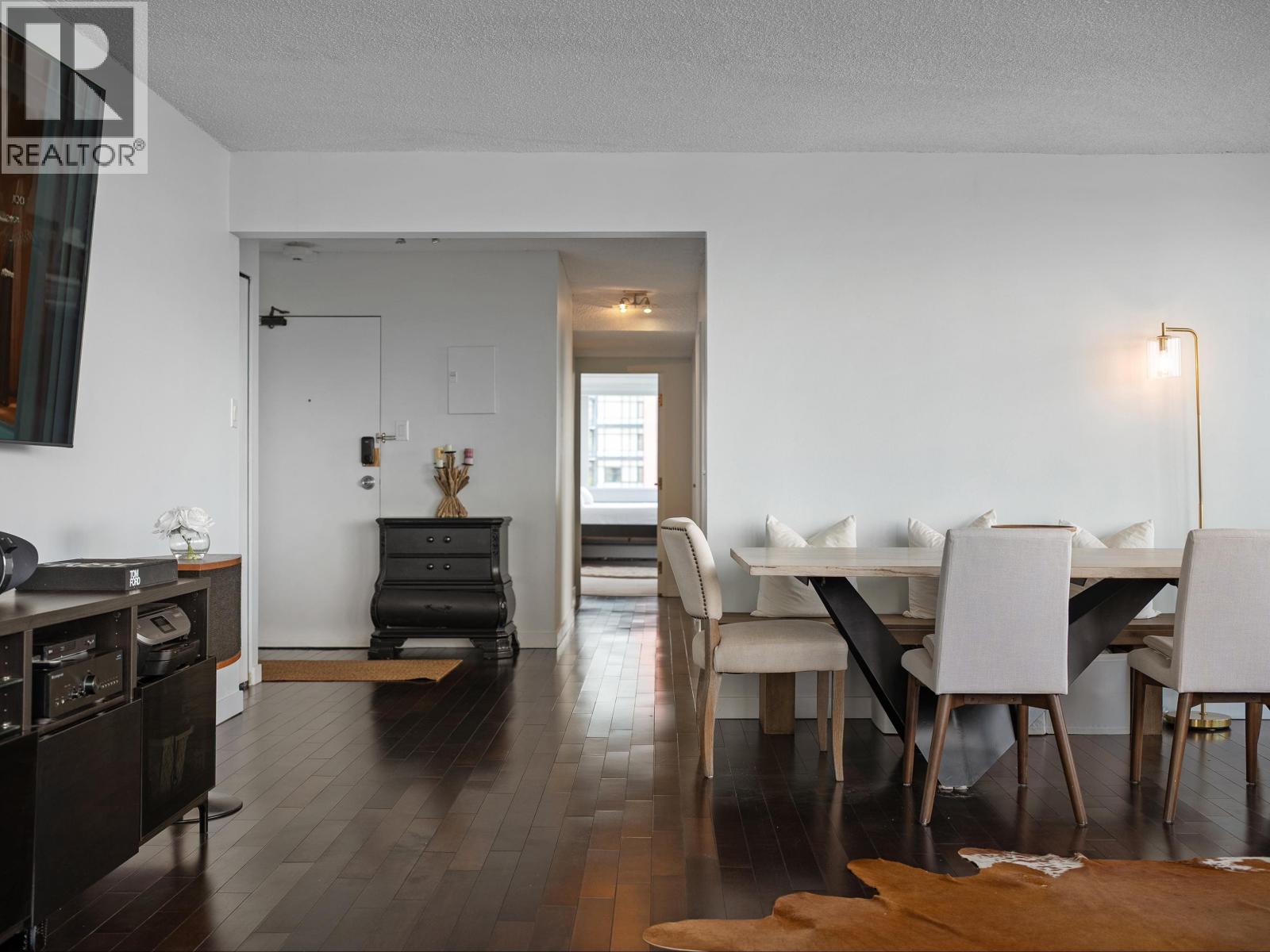 1203 31 ELLIOT STREET, New Westminster