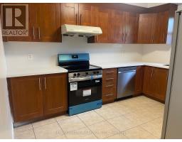 Main Floor - 116 Cartier Crescent, Richmond Hill, ON L4C2N6 Photo 7