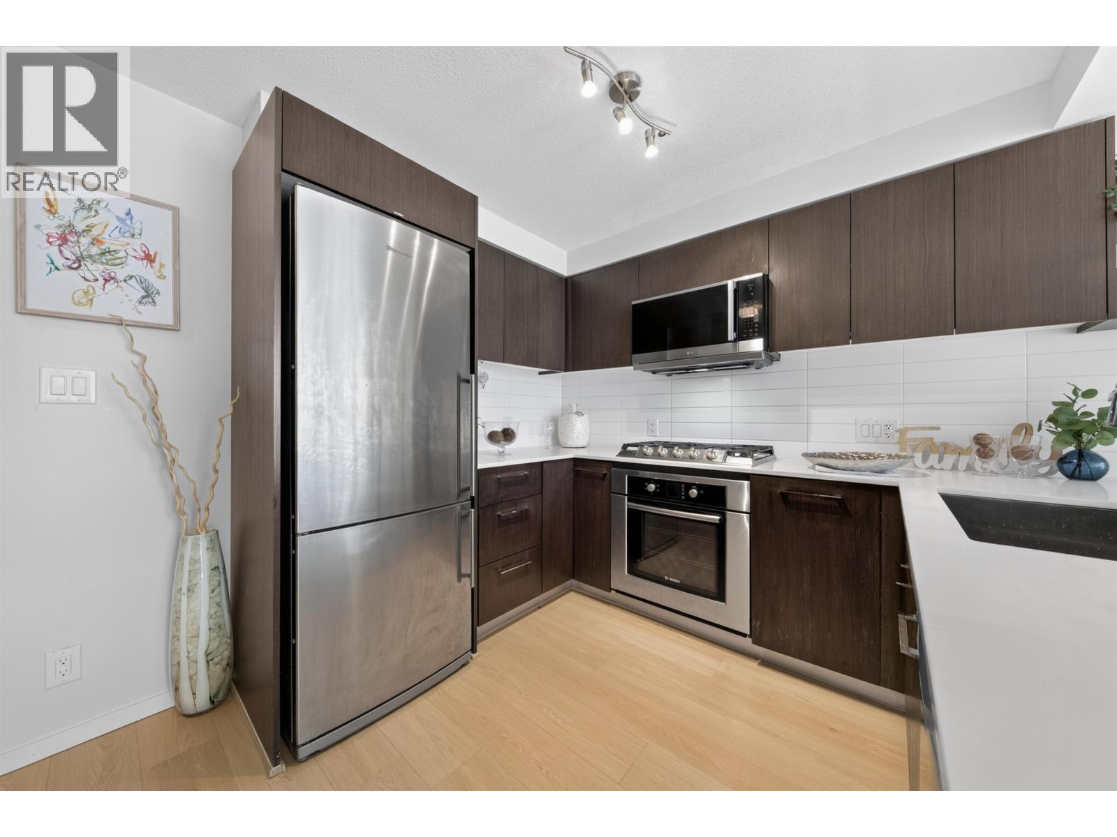 916 7988 ACKROYD ROAD, Richmond