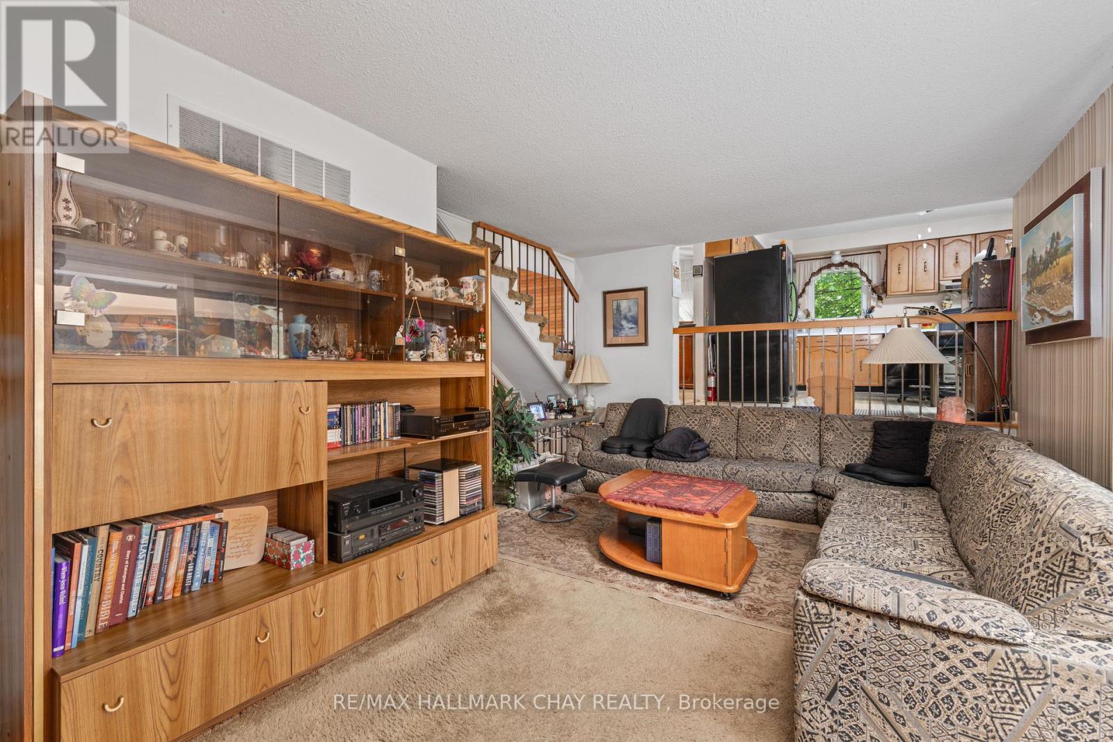 125 ROYAL PALM DRIVE - 11
