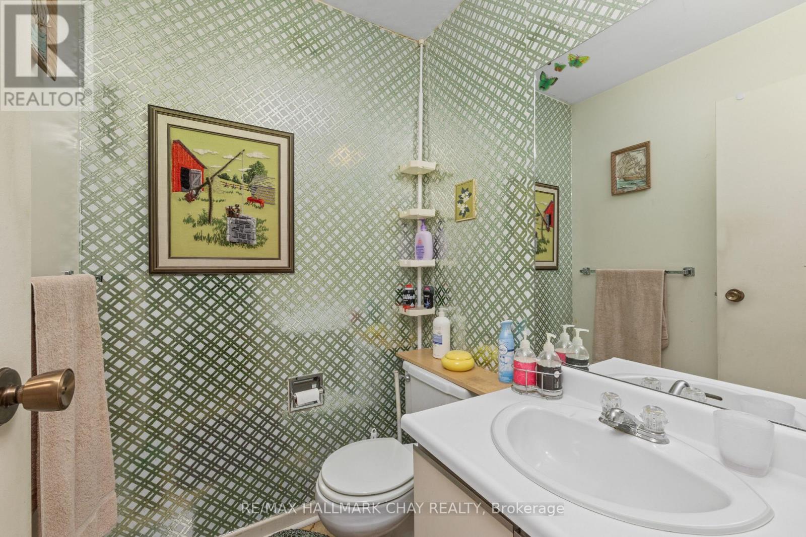 125 ROYAL PALM DRIVE - 26