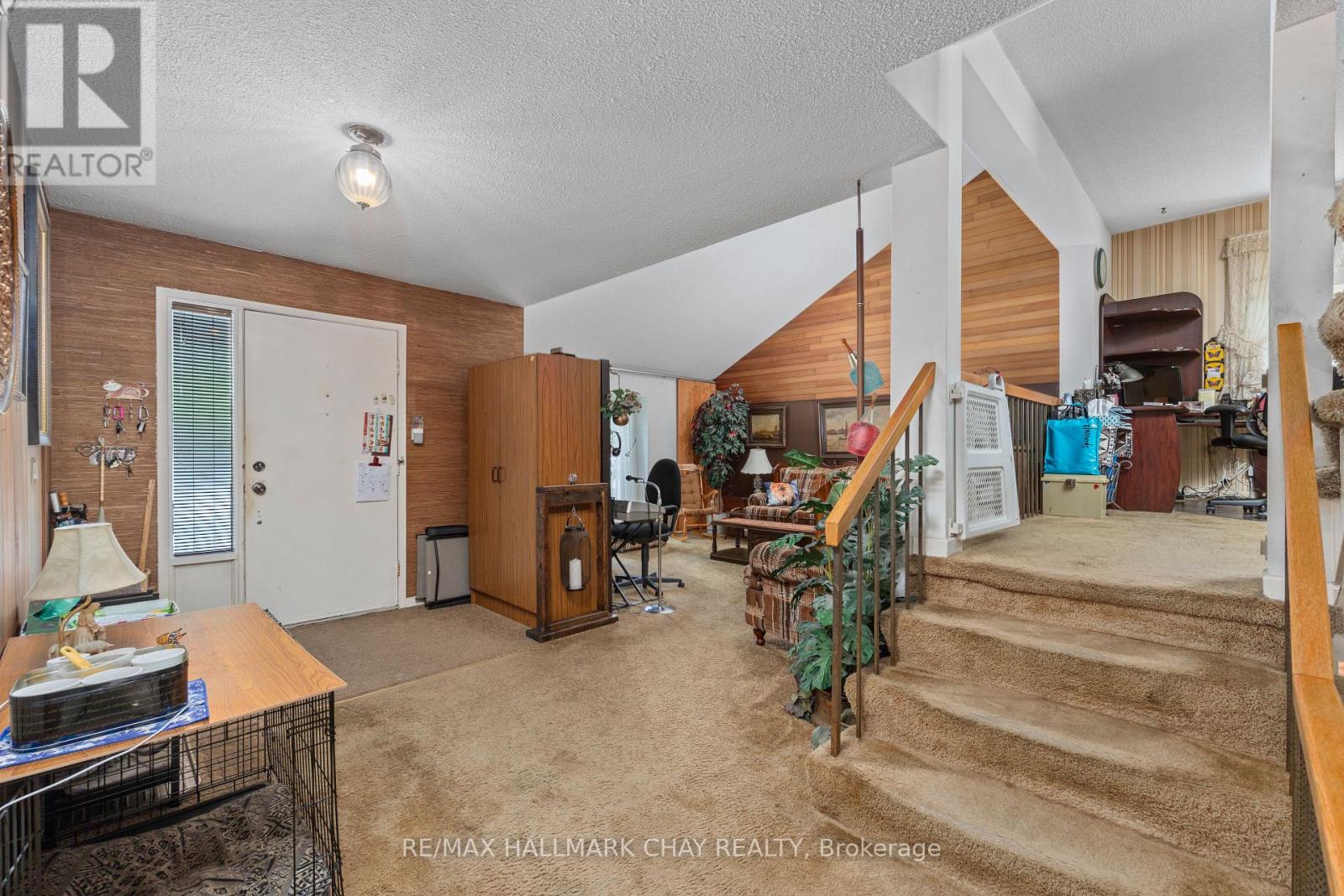 125 ROYAL PALM DRIVE - 4