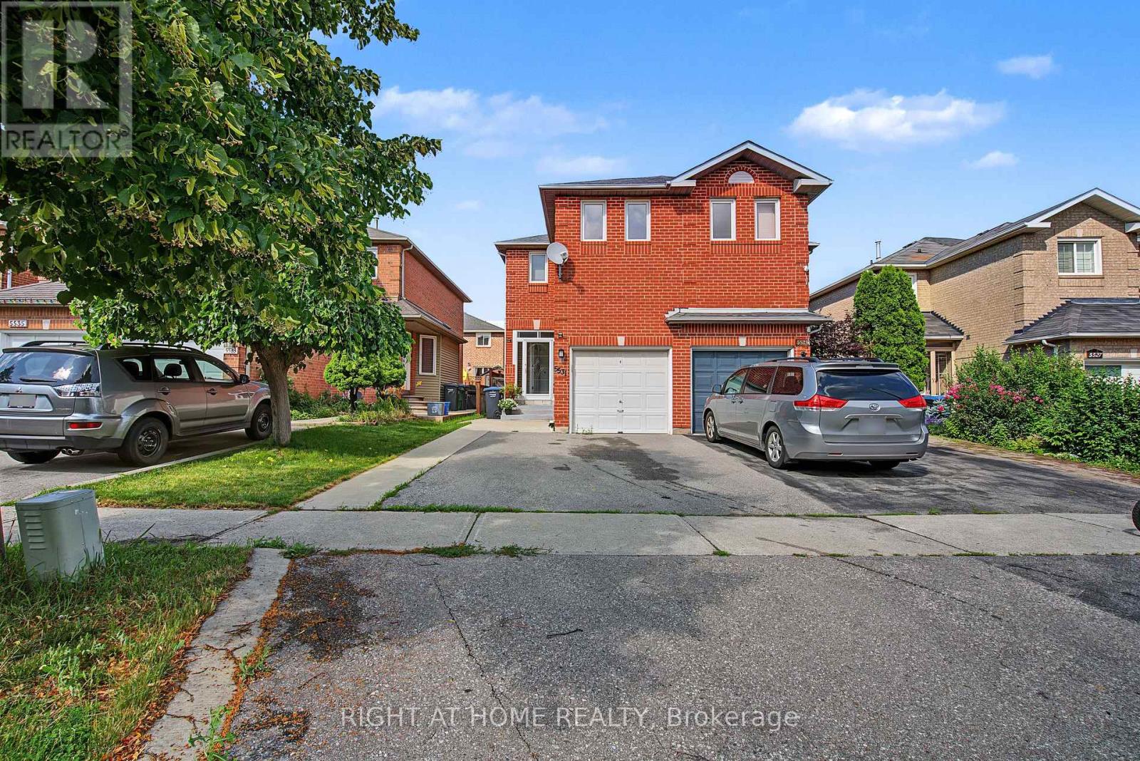 5531 WHISTLER CRESCENT - 1