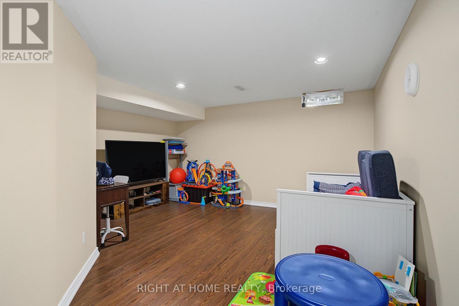 5531 WHISTLER CRESCENT - 11
