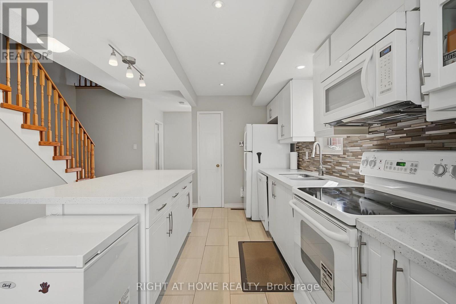 5531 WHISTLER CRESCENT - 24