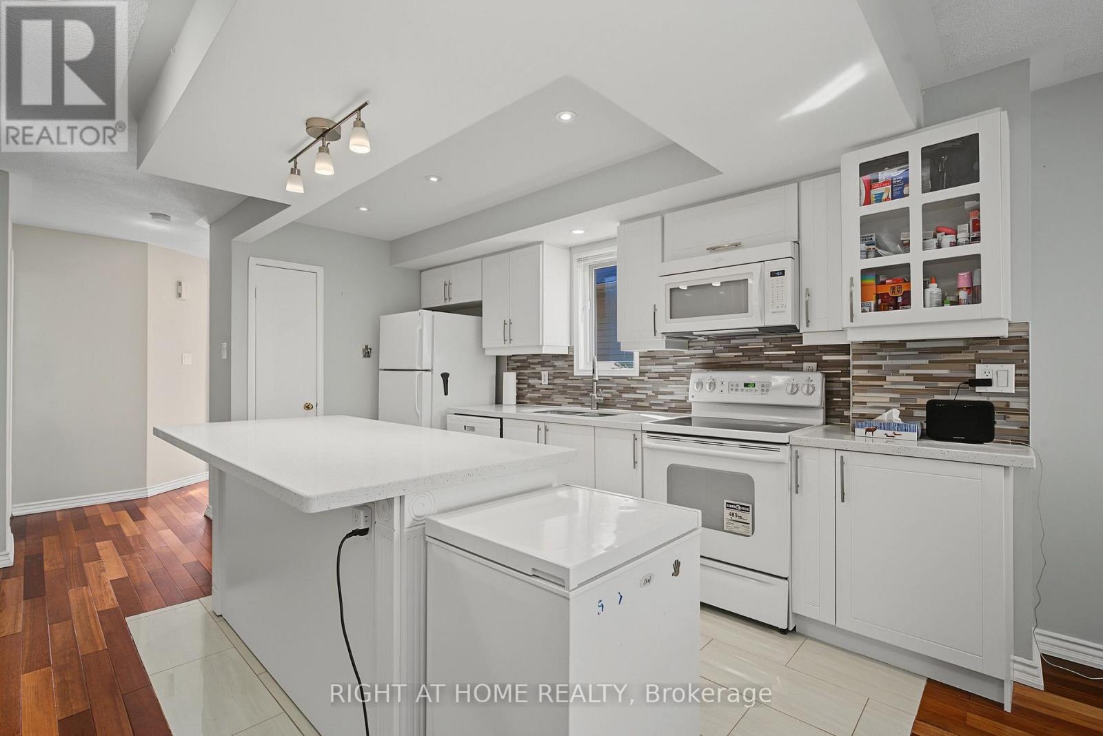 5531 WHISTLER CRESCENT - 25