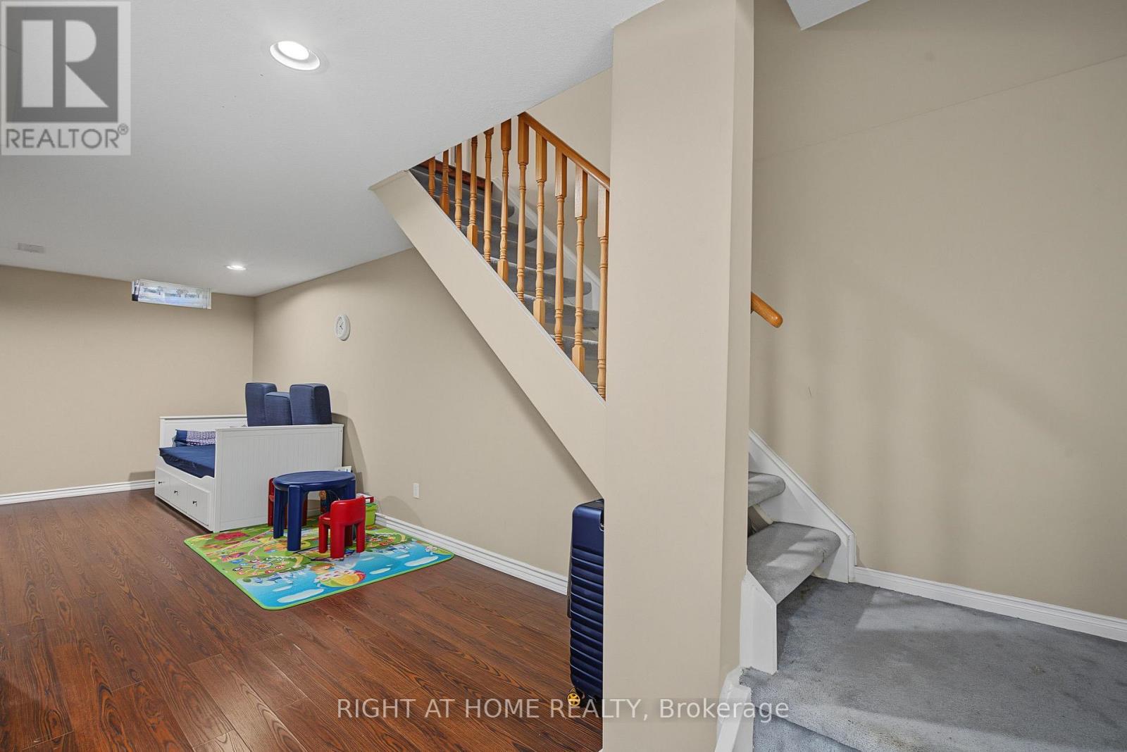 5531 WHISTLER CRESCENT - 6
