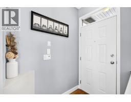 24348 102a Avenue, Maple Ridge, BC V2W1X9 Photo 6
