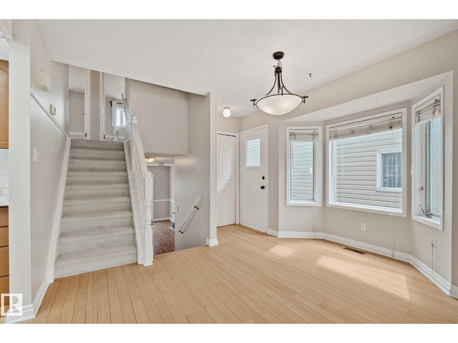 2409 47 ST NW — photo 7