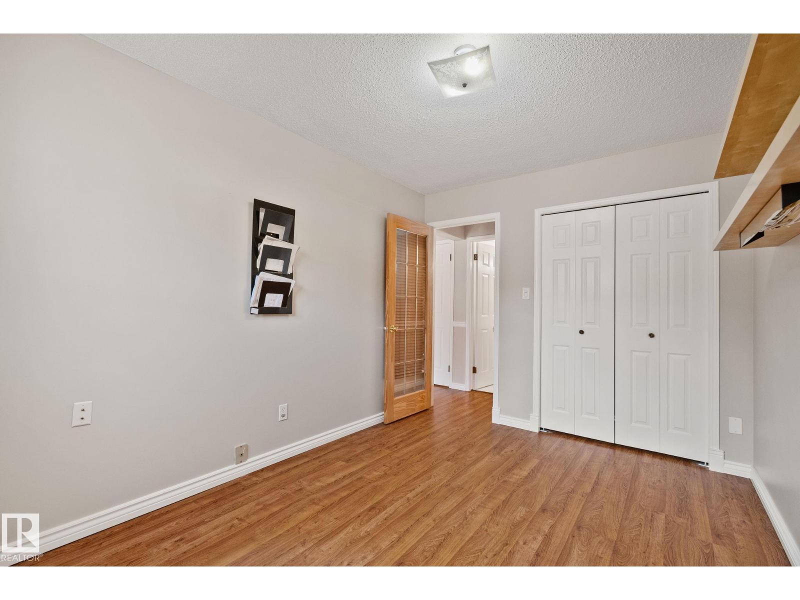 2409 47 ST NW — photo 21