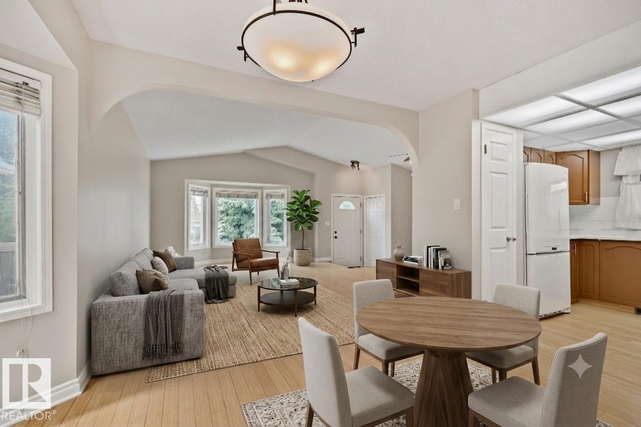 2409 47 ST NW - photo 5