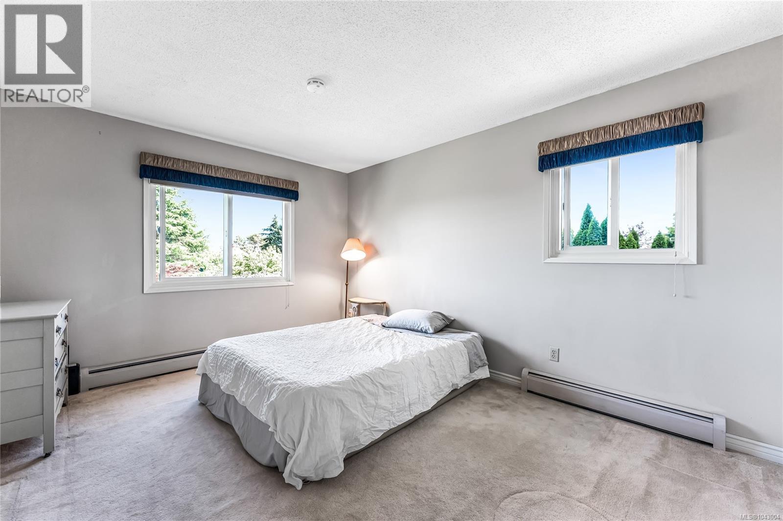  4052 Ebony Place, Saanich