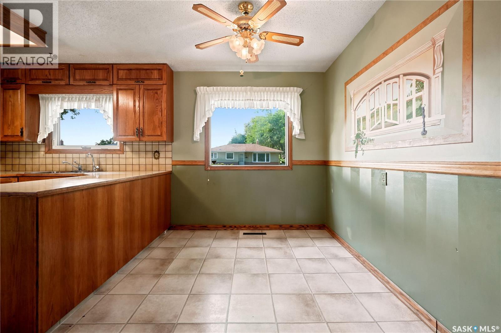 619 Murray AVENUE E — photo 18