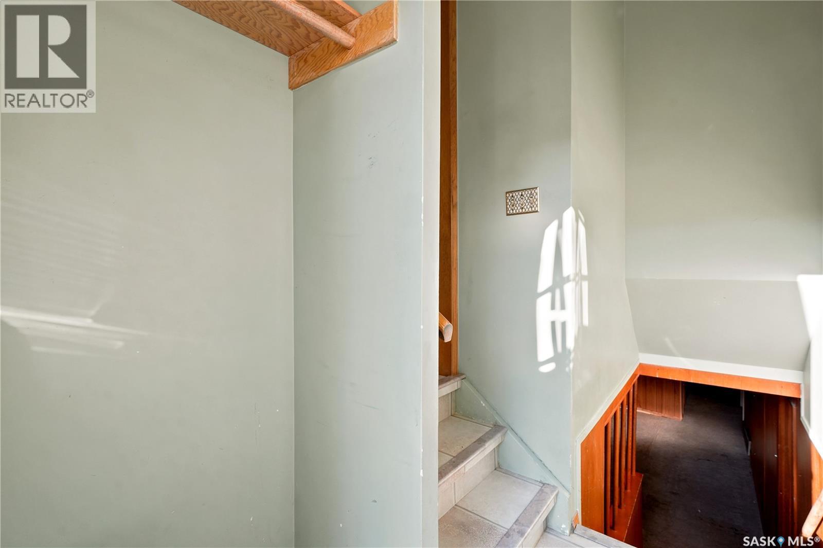 619 Murray AVENUE E — photo 26