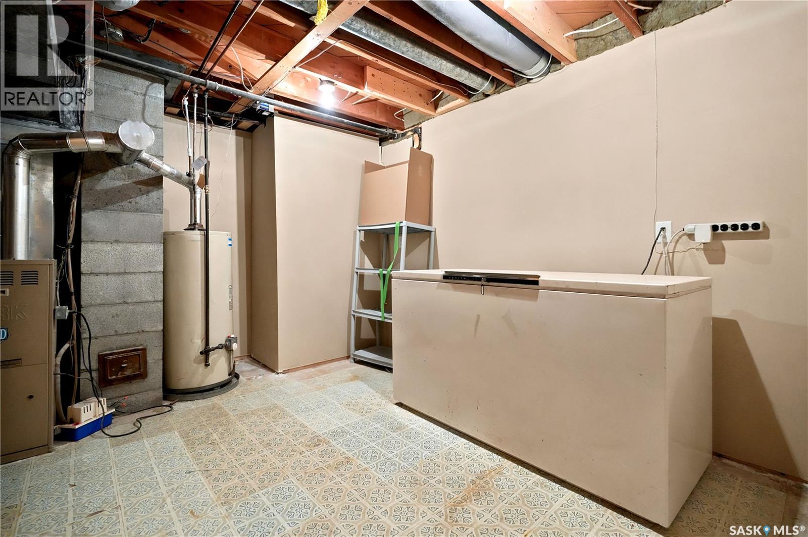 619 Murray AVENUE E — photo 37