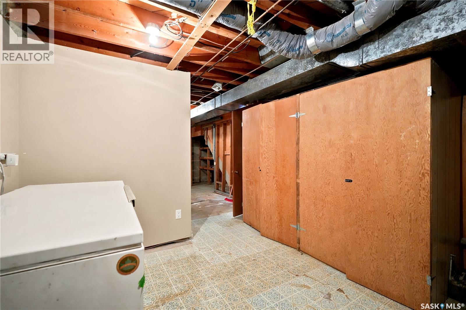 619 Murray AVENUE E — photo 38