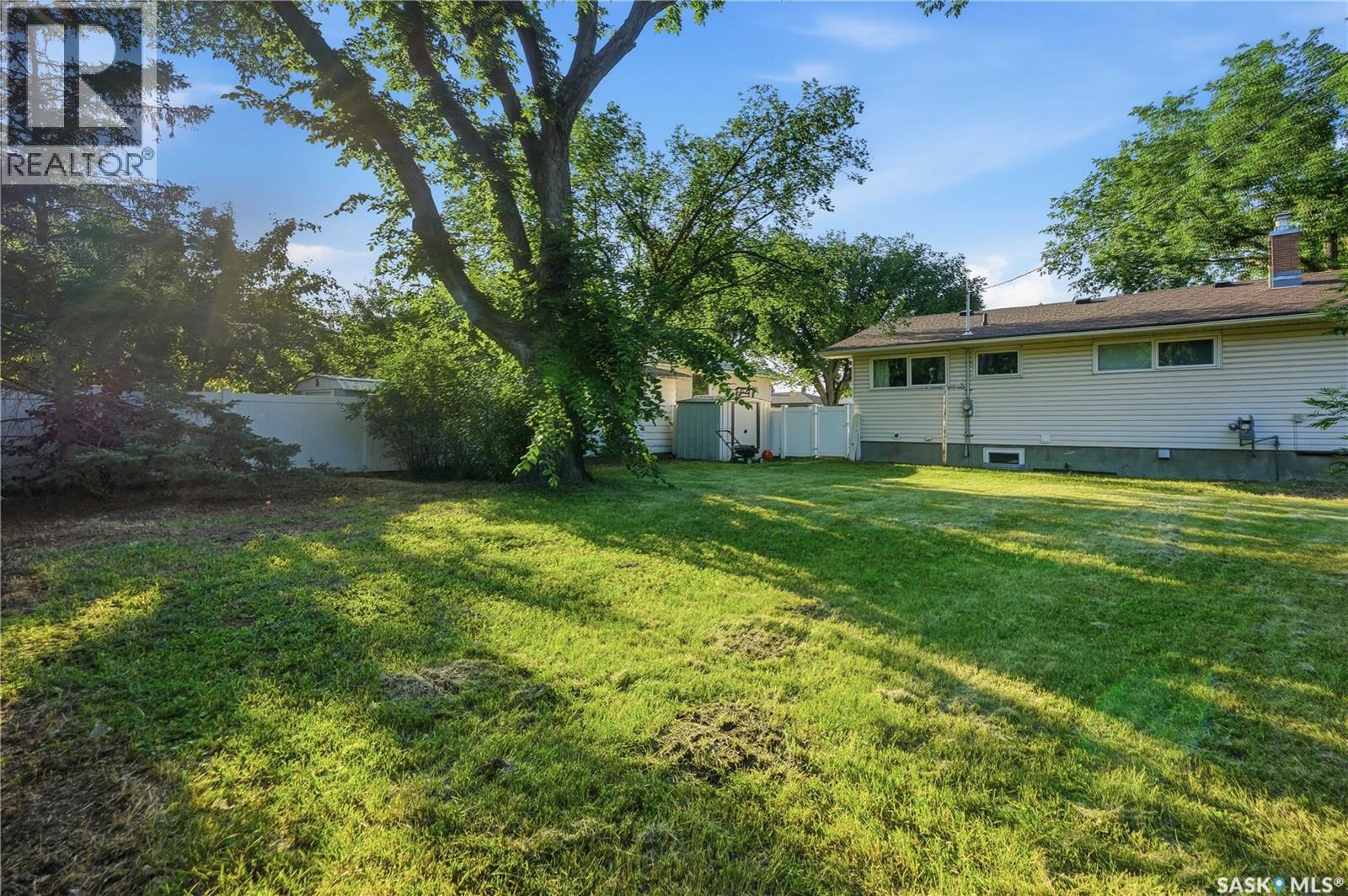 619 Murray AVENUE E — photo 47