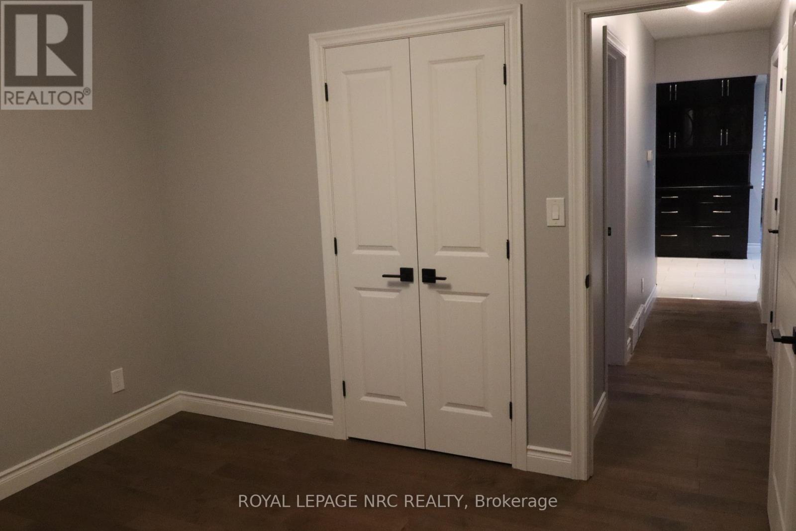 7689 TRACKVIEW STREET - 18