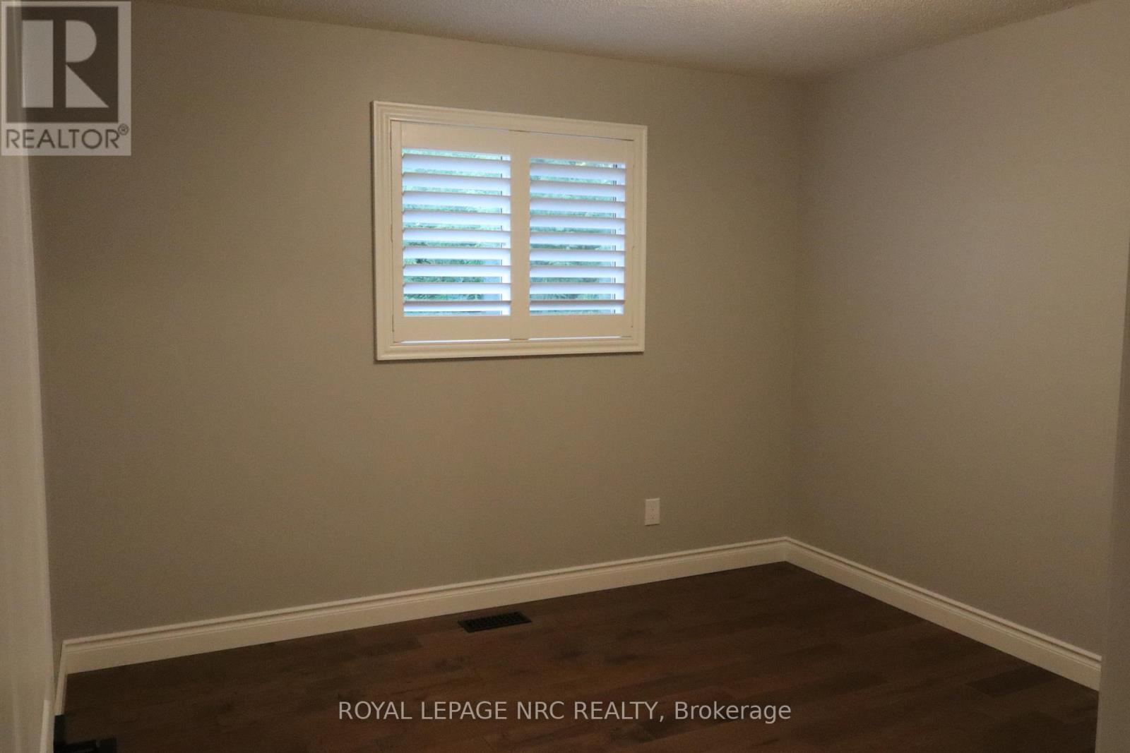 7689 TRACKVIEW STREET - 19