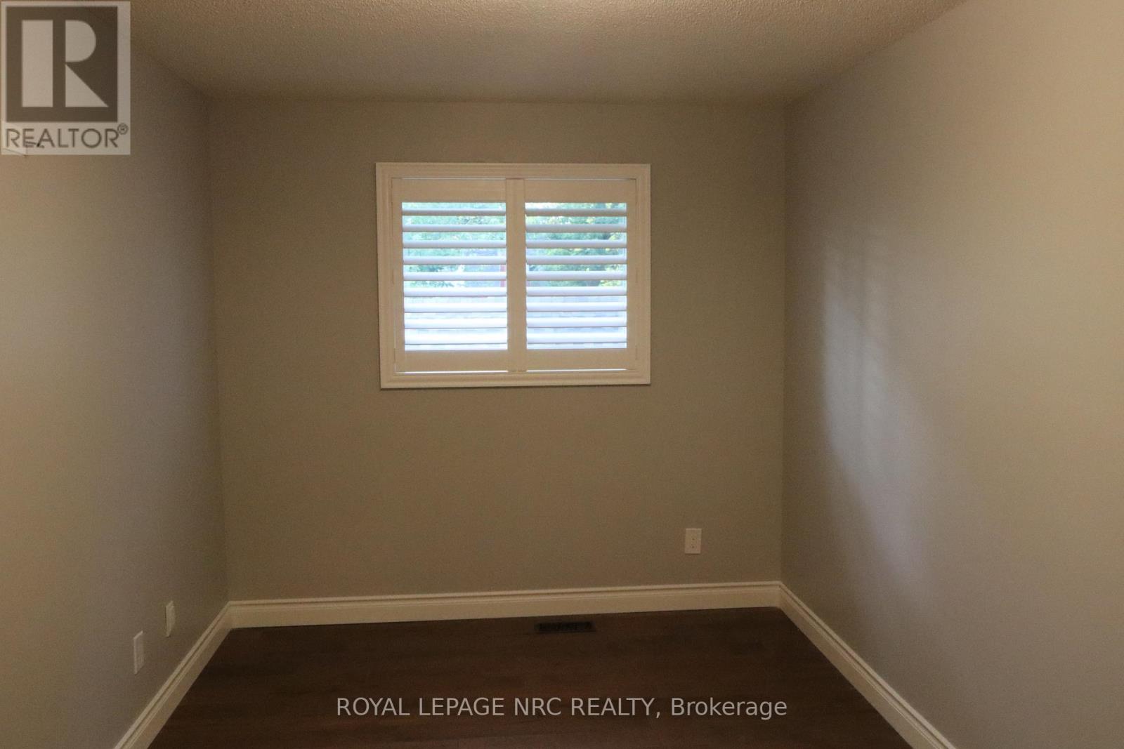 7689 TRACKVIEW STREET - 21