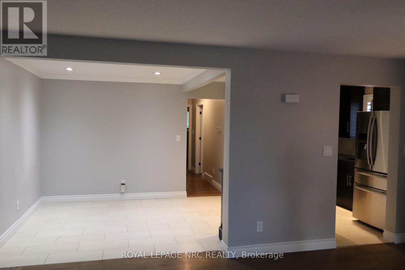 7689 TRACKVIEW STREET - 7