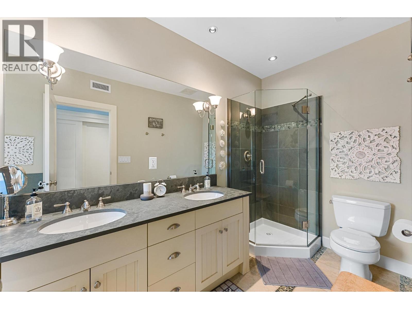 #28 9845 Eastside Road - 31