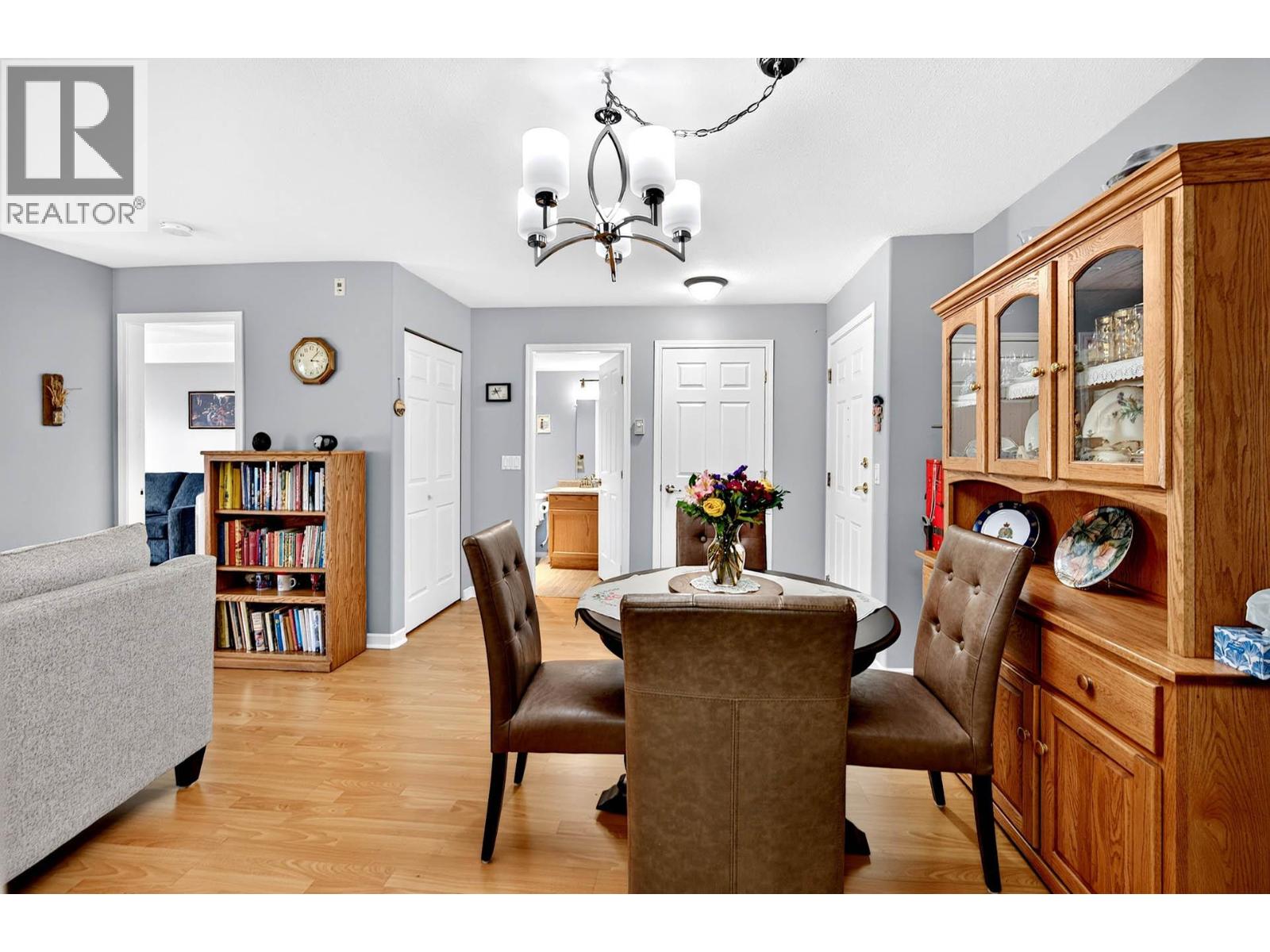 #212 860 Nicolani Drive - 20