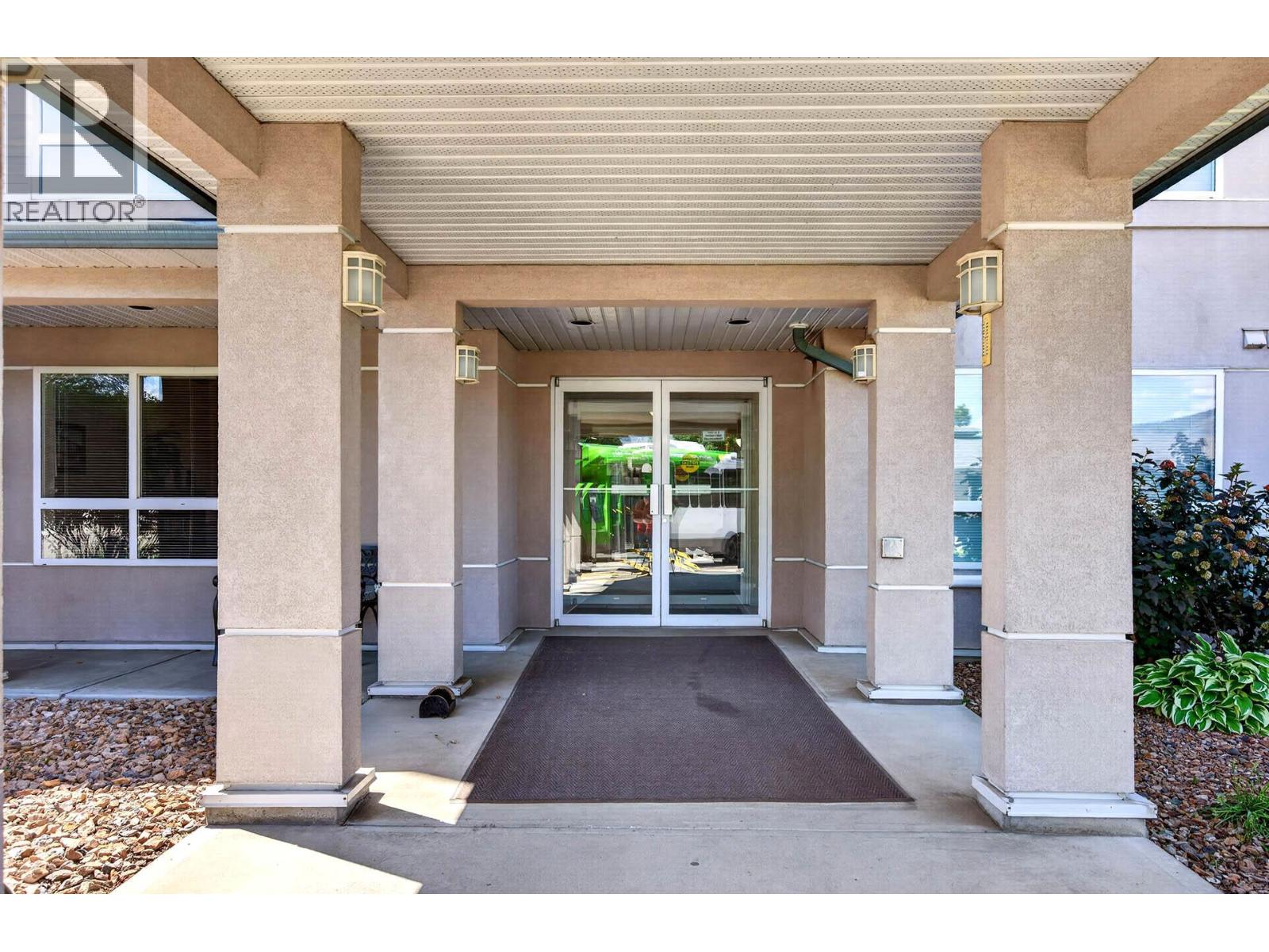 #212 860 Nicolani Drive - 25