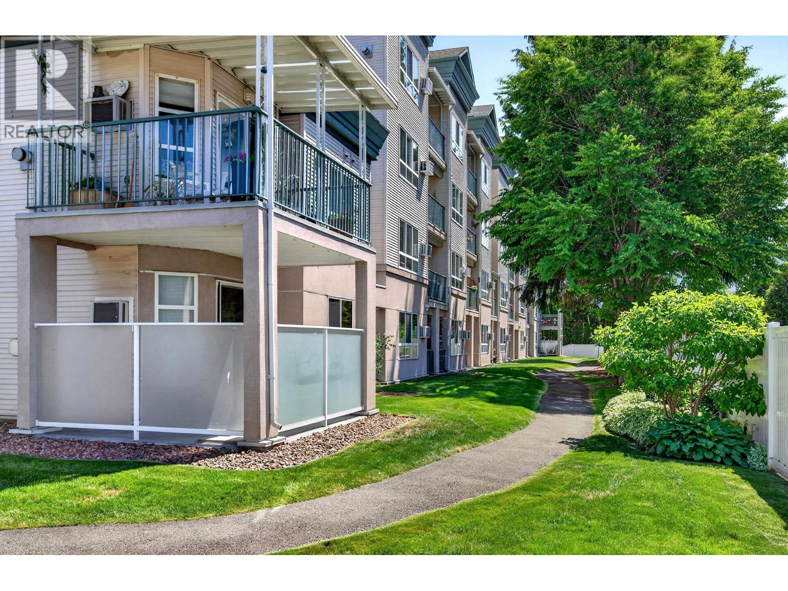 #212 860 Nicolani Drive - 28