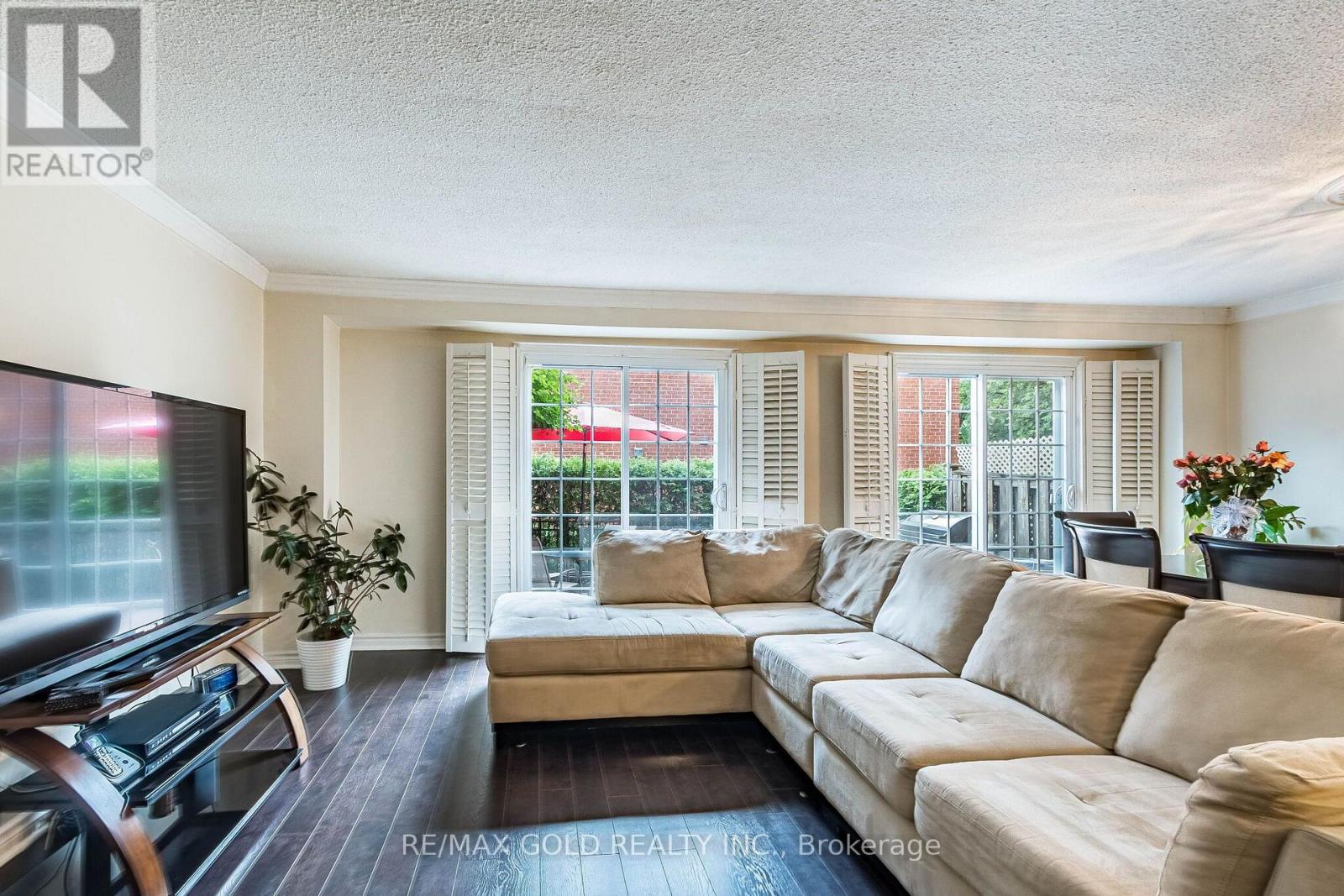 #34 34 STORNWOOD COURT - 12