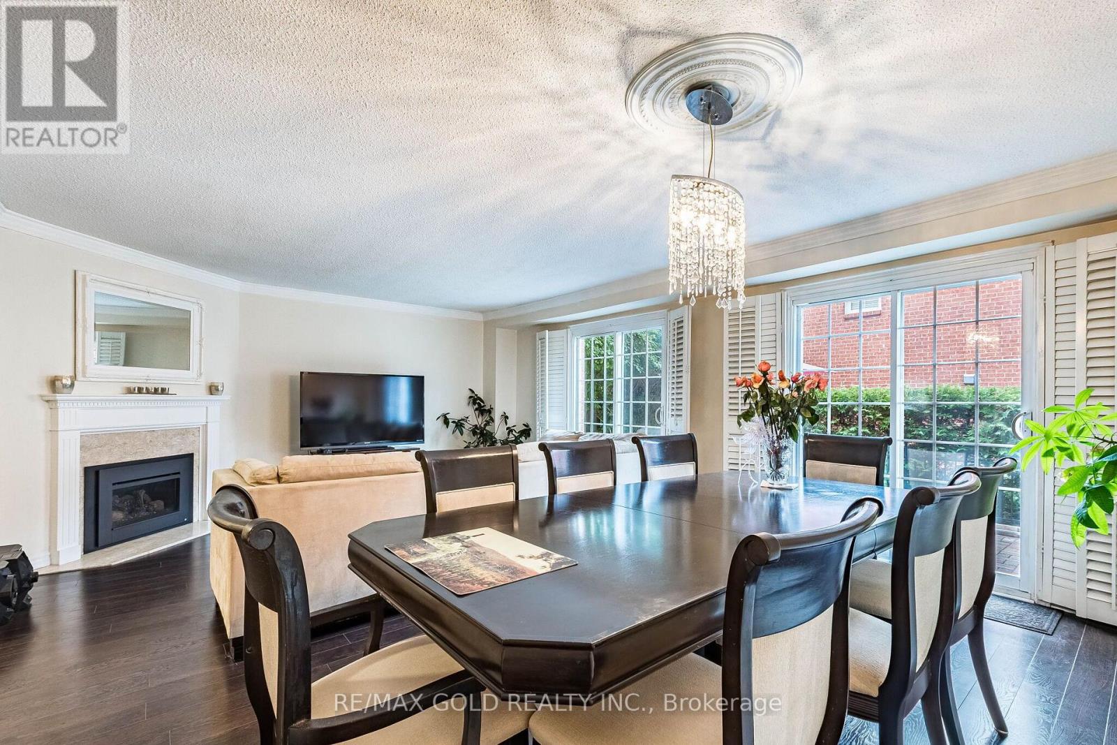 #34 34 STORNWOOD COURT - 16