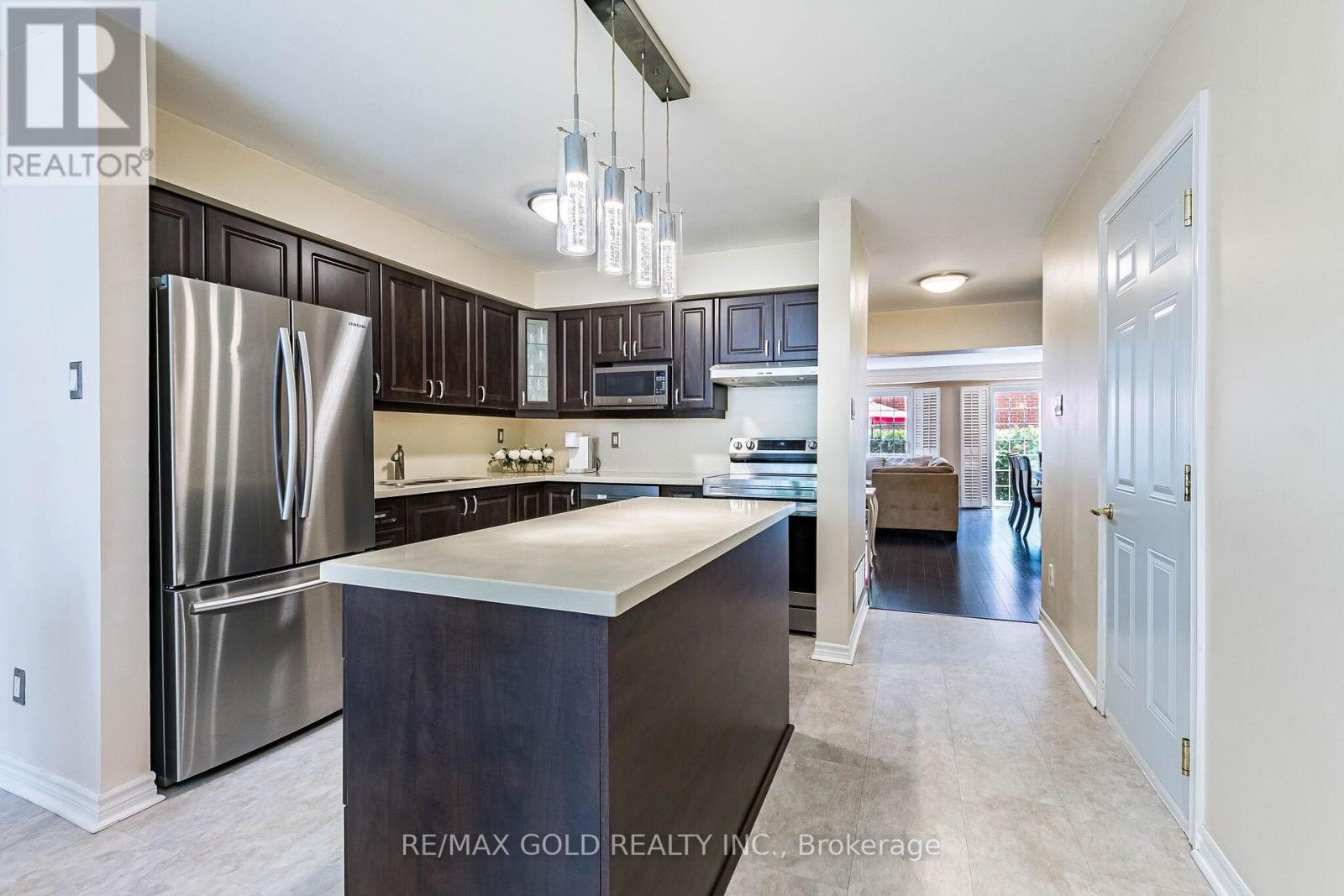 #34 34 STORNWOOD COURT - 8