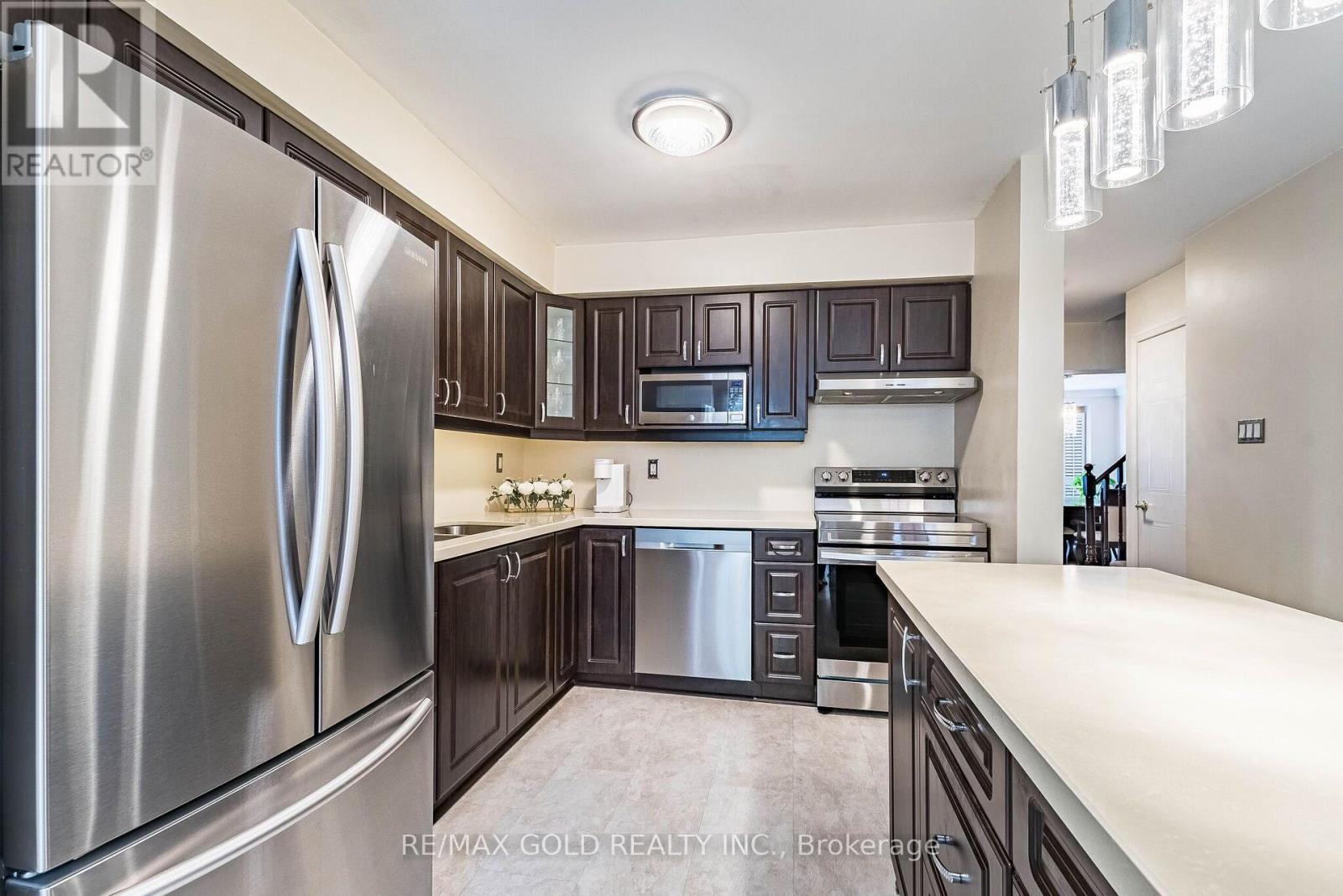 #34 34 STORNWOOD COURT - 9