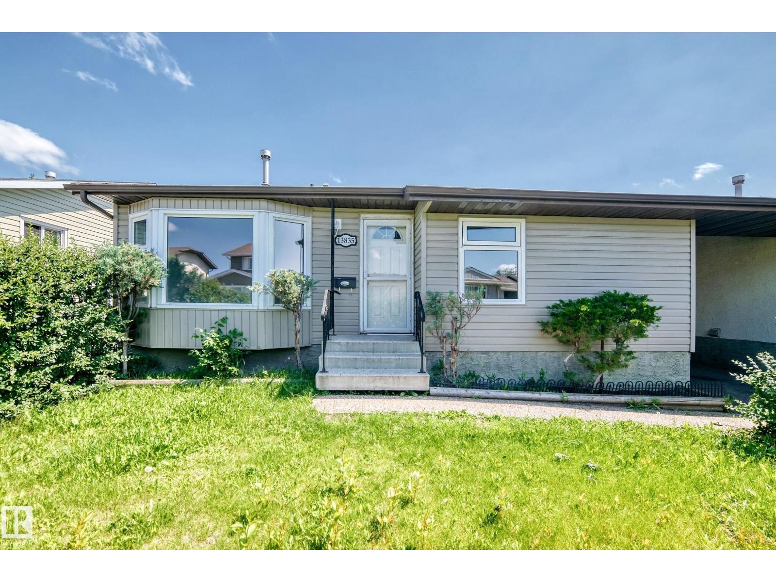 13835 114 ST NW - 1