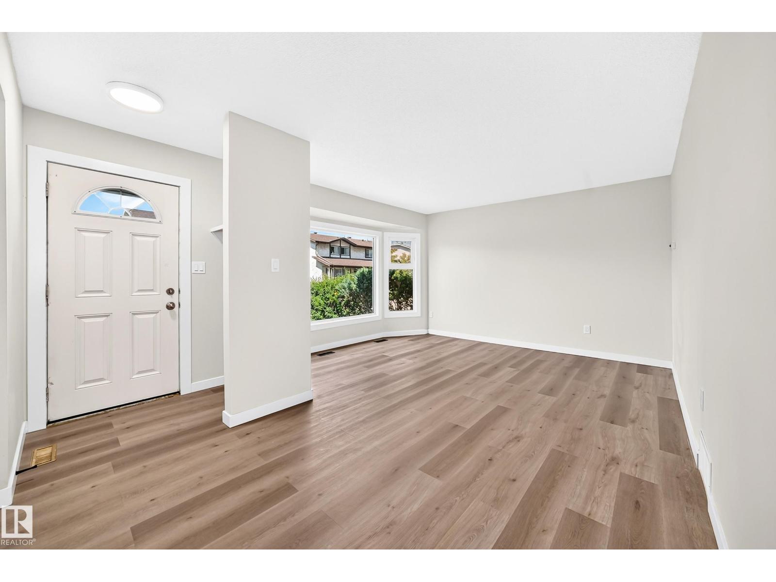 13835 114 ST NW - 14