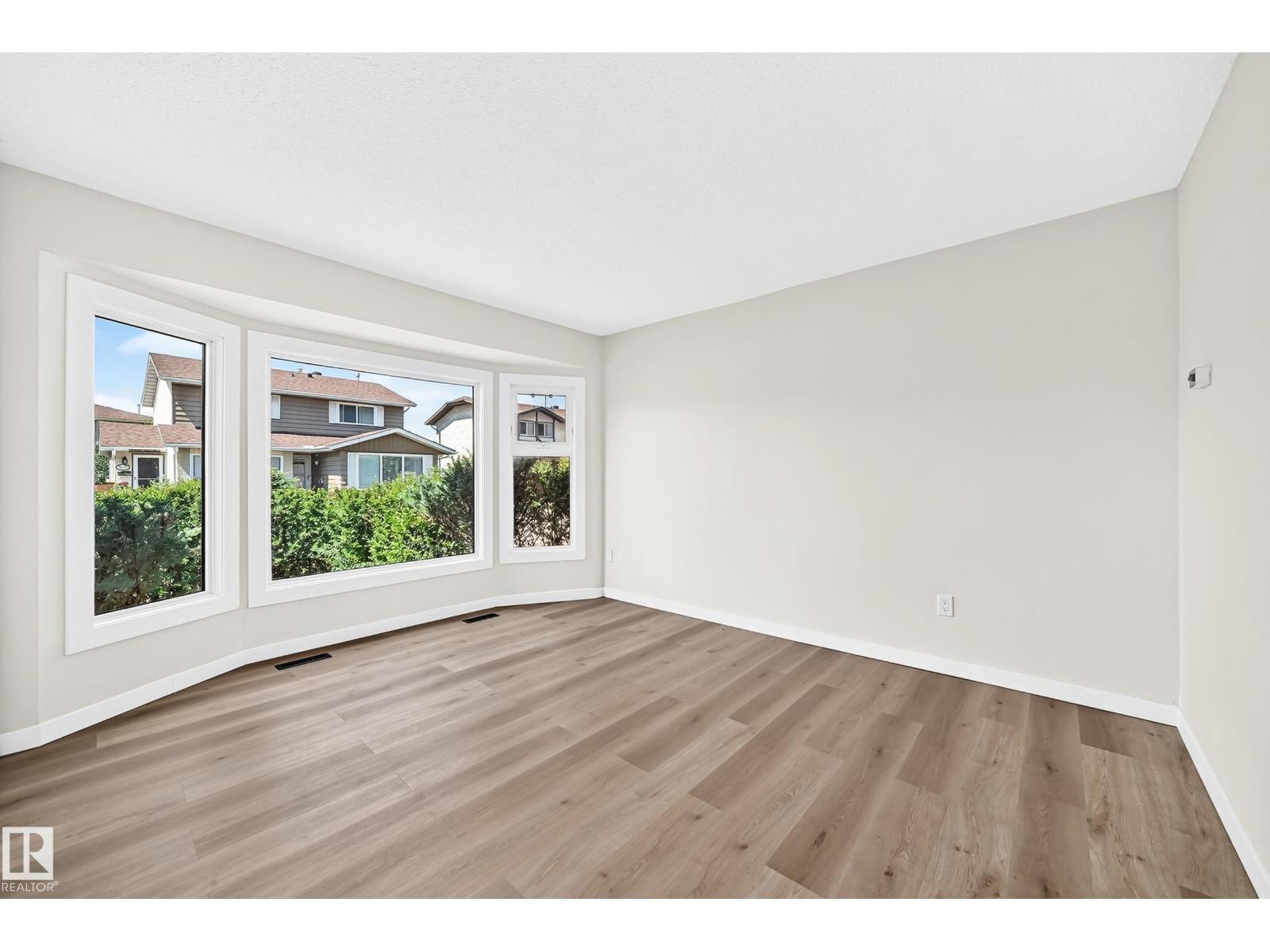 13835 114 ST NW - 15