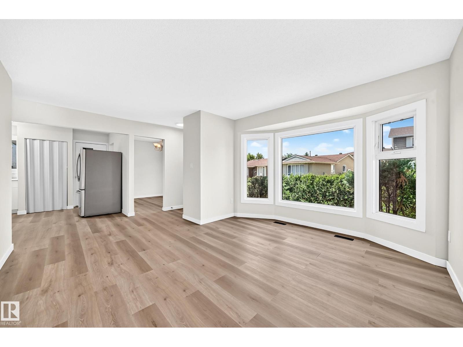 13835 114 ST NW - 16