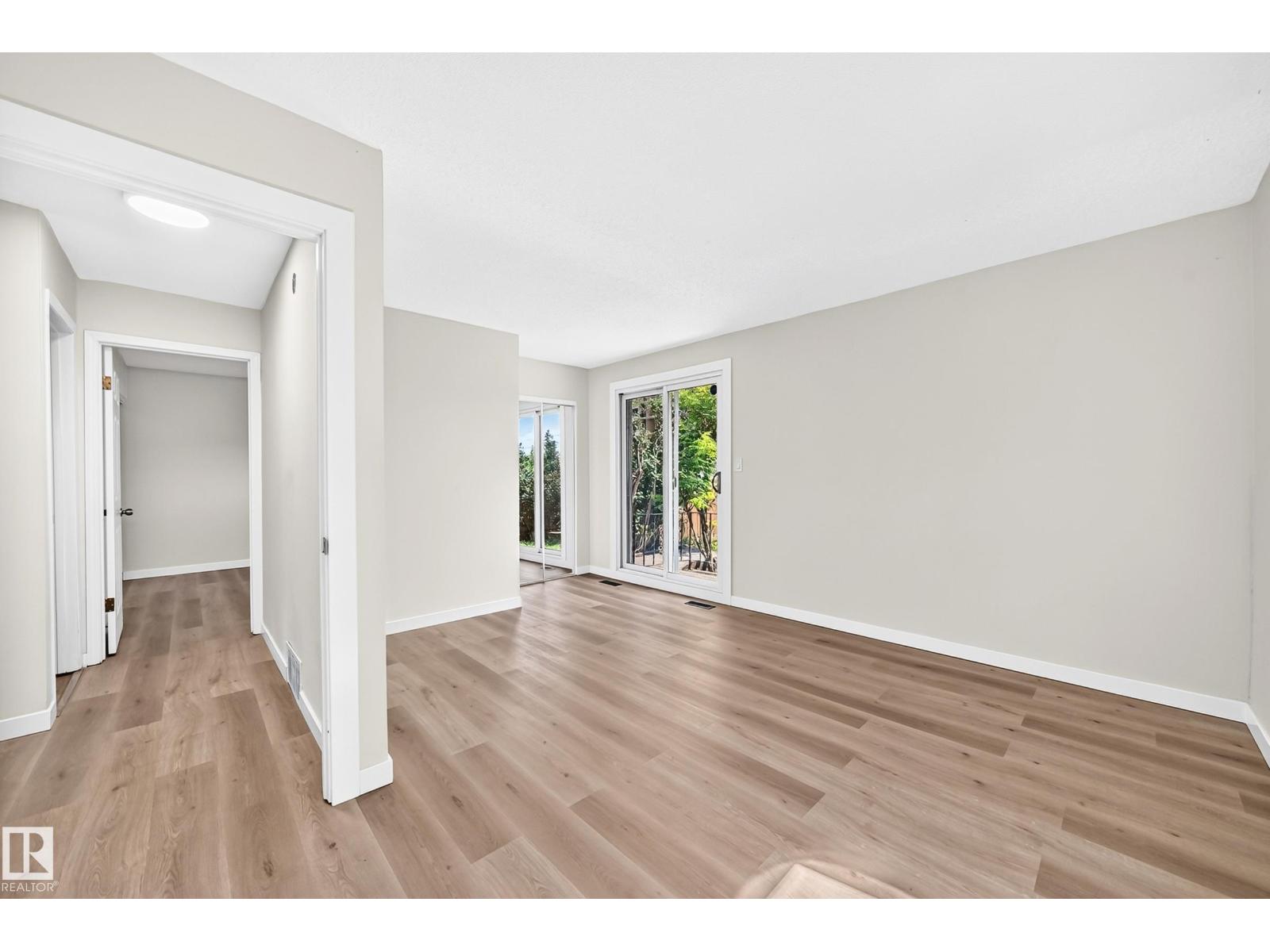 13835 114 ST NW - 24