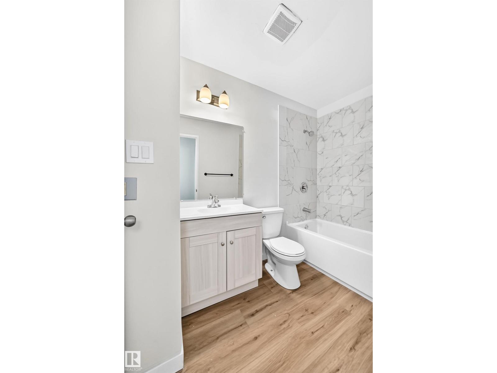 13835 114 ST NW - 28